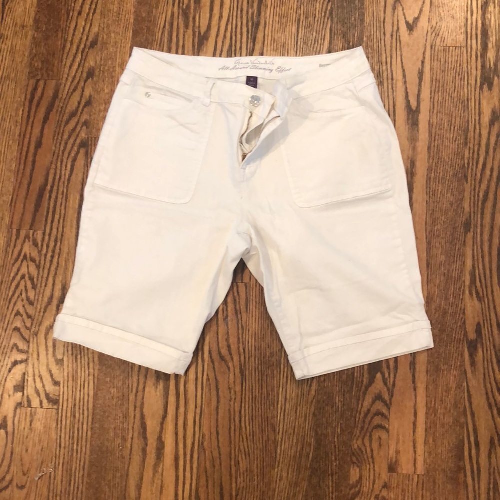 Gloria Vanderbilt Bermuda Shorts